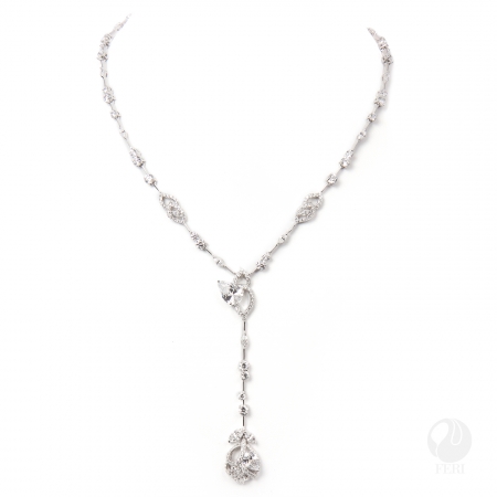 Divine Twist Necklace