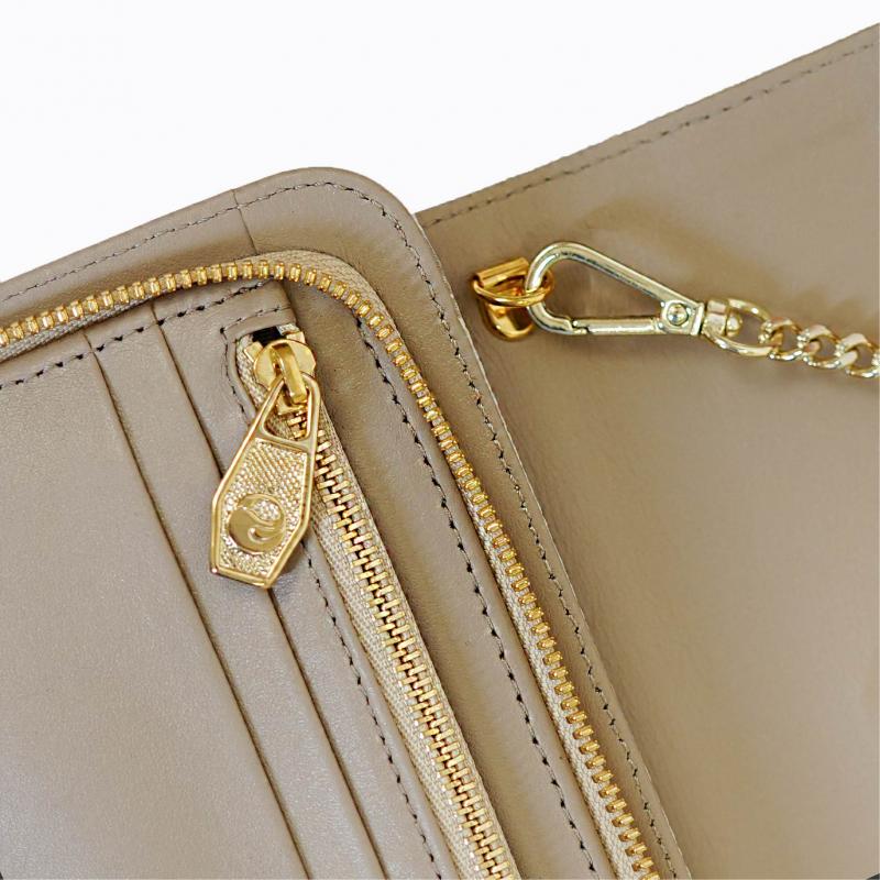 Classic Wallet On Chain - Beige Monogram thumbnail 7