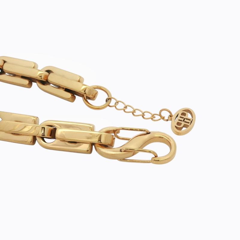 Volume & Vibe Paperclip Bracelet - Gold thumbnail 4