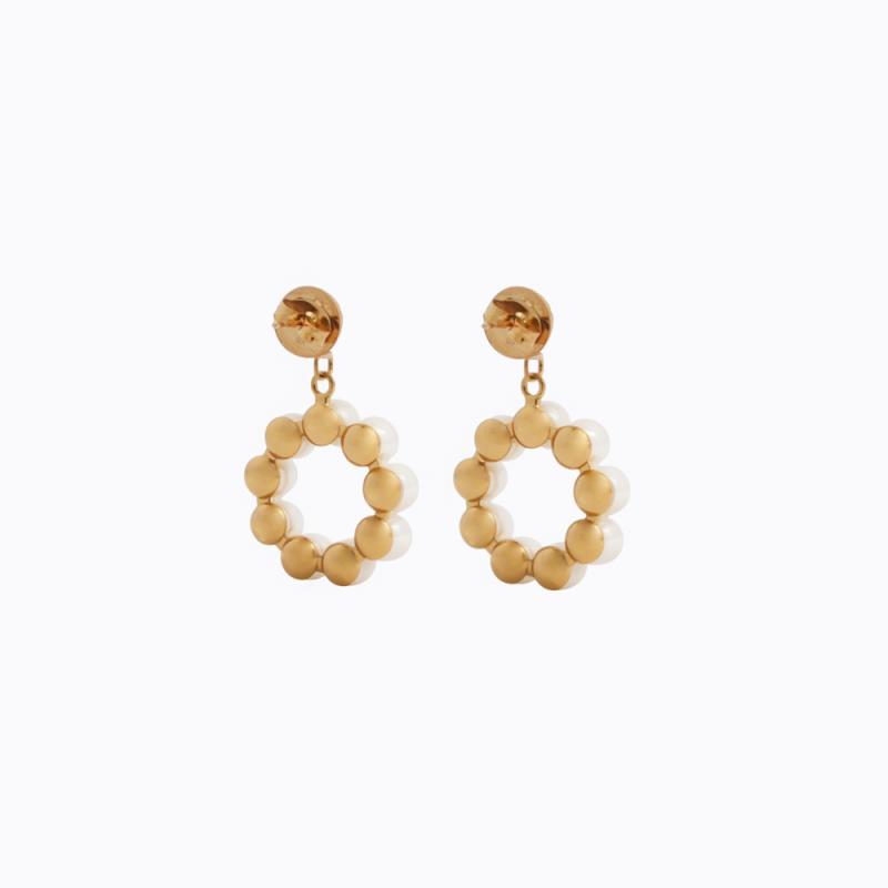 Lustrous Treasures Halo Earrings - Gold thumbnail 3
