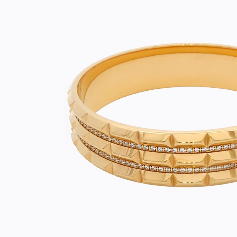Volume & Vibe Gilded Bangle - Gold thumbnail 3